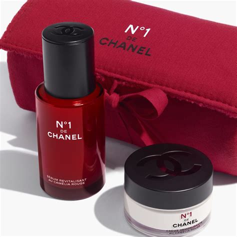 N°1 DE CHANEL RICH REVITALIZING CREAM.